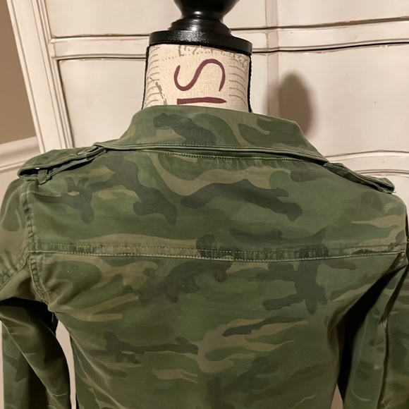 Kersh Camo Utility Jacket - Picture 10 of 14